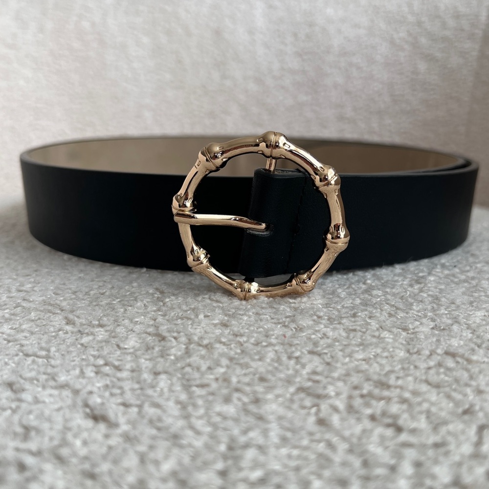 Bamboo Buckle Belt in Gold and Black Size Medium